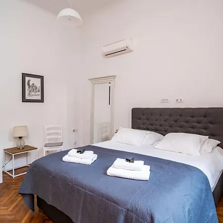 Apartment Laus I , In Old Town